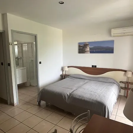 Les Maristella, De Gamme A Deux Pas De La