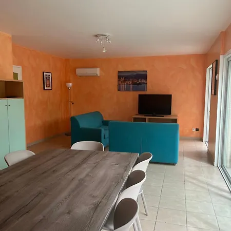 Dom wakacyjny Les Maristella, De Gamme A Deux Pas De La Aregno