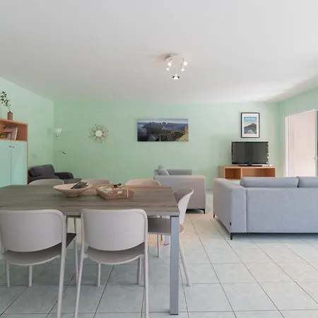 Les Maristella, De Gamme A Deux Pas De La * Aregno