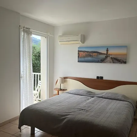 Les Maristella, De Gamme A Deux Pas De La * Aregno