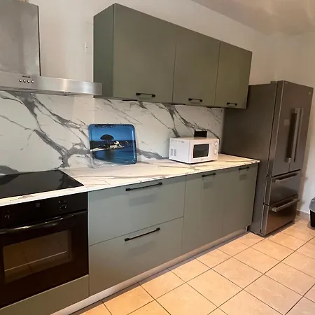 Les Maristella, De Gamme A Deux Pas De La