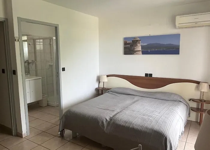 Les Maristella, De Gamme A Deux Pas De La