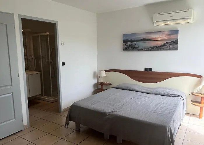 Les Maristella, De Gamme A Deux Pas De La * Aregno