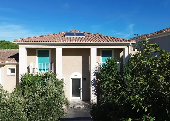 Les Maristella, De Gamme A Deux Pas De La Aregno