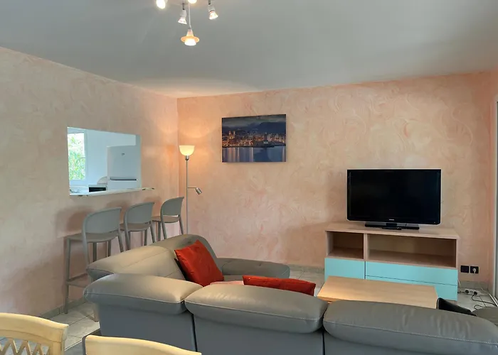 度假居 Les Maristella, De Gamme A Deux Pas De La Aregno